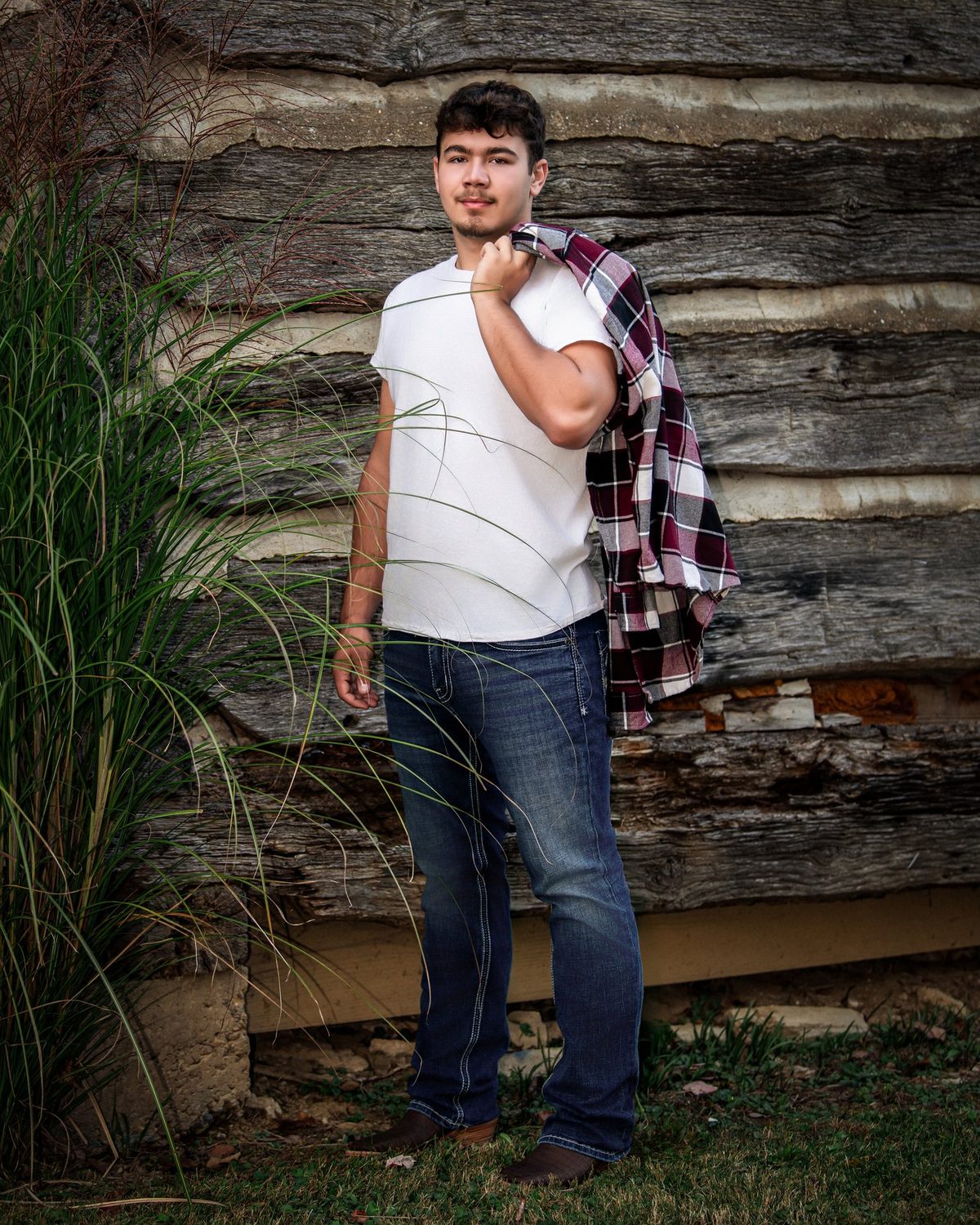 A Class of 2027 senior portrait by Blackwater Fine Art Portraits in the Ohio Valley